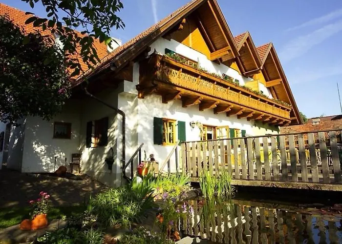 Kulinarischer Weinhof Florlwirt *